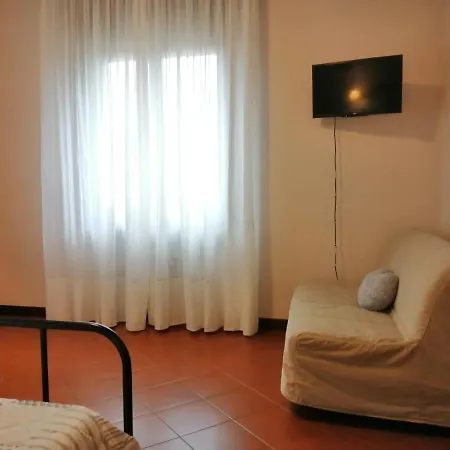 Casa Silingardi 住宿加早餐酒店 Bagnolo San Vito