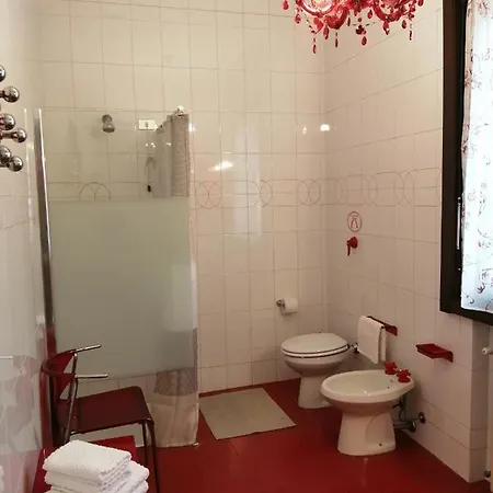 Casa Silingardi * Bagnolo San Vito